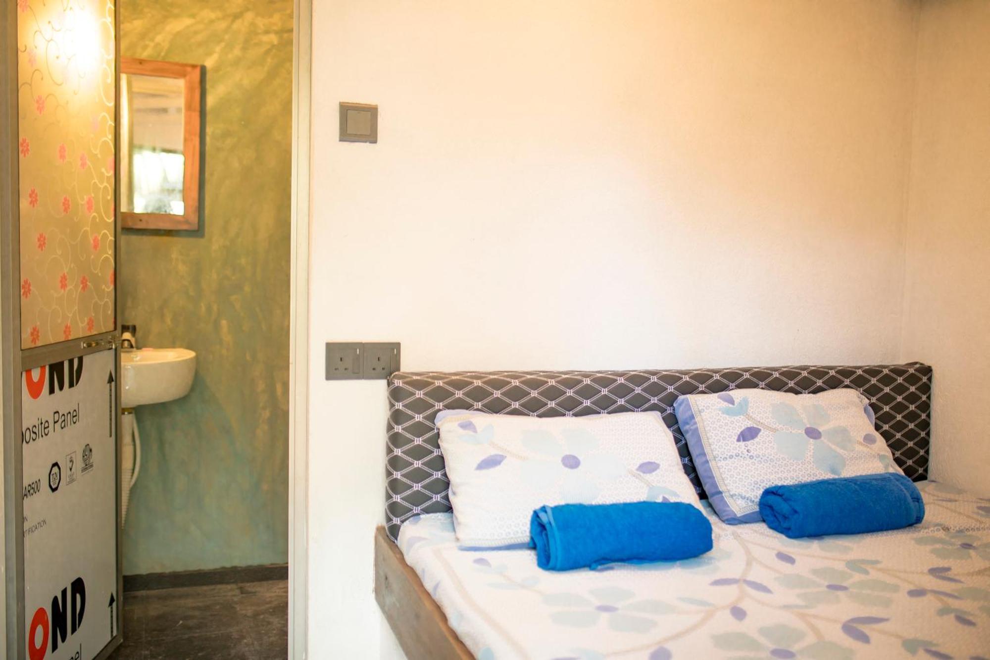 Smile Beach Home Galle Room photo